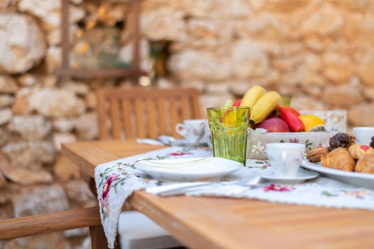 Little Karafillias Chalki House Villa Dış mekan fotoğraf