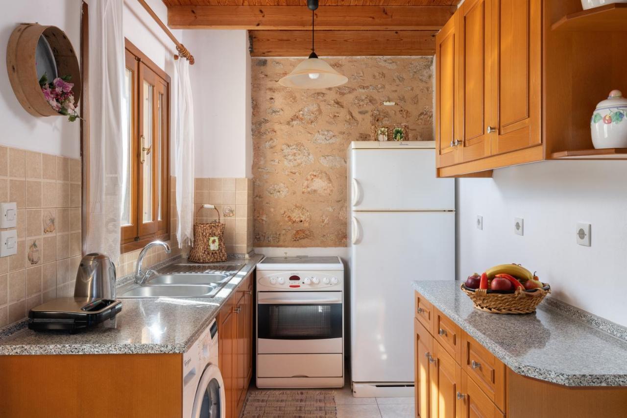 Little Karafillias Chalki House Villa Dış mekan fotoğraf